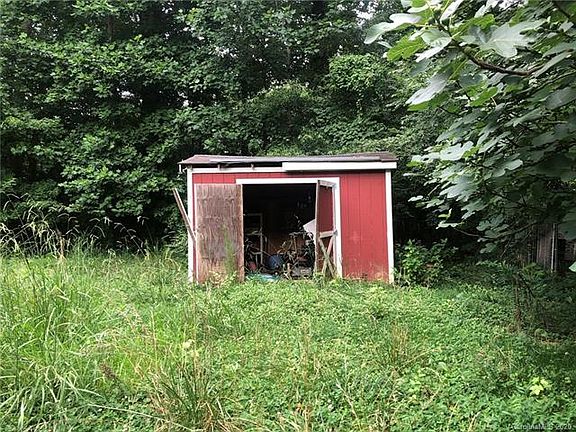 5th image of 1758 Running Brook Ln