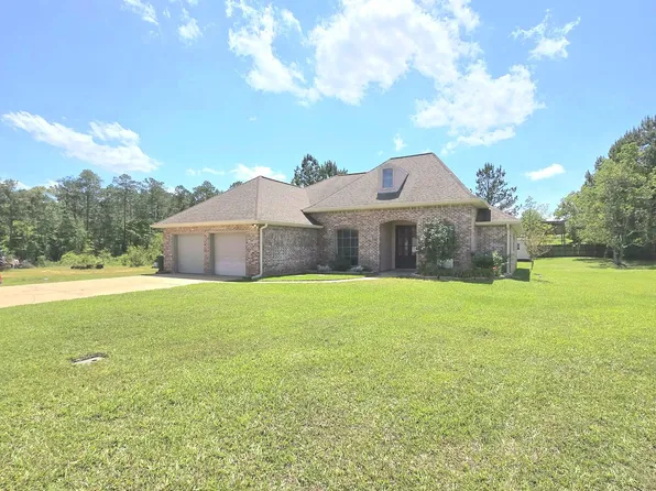 154 Woodlake Dr, Pineville, LA 71360