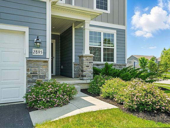 3rd image of 2895 Beechwood Dr