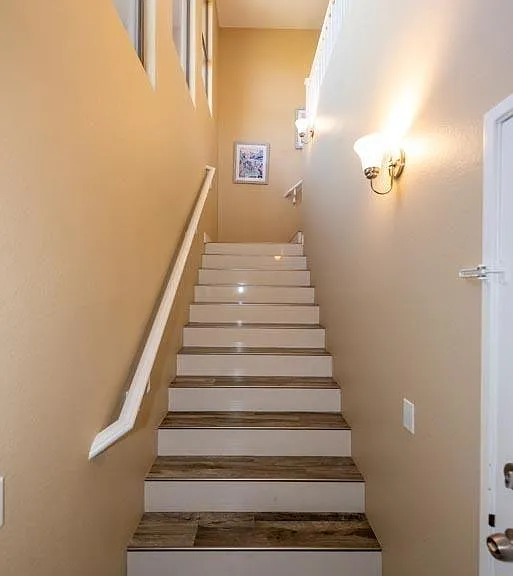 15221 N Clubgate Dr #2057 — Photo 13