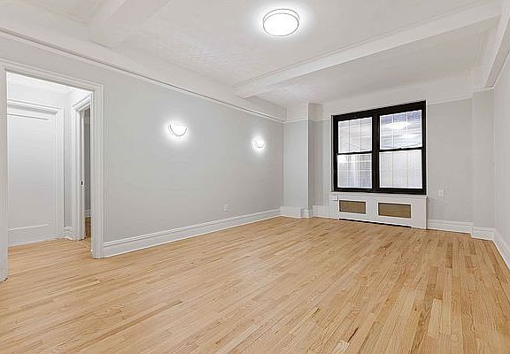 4th image of 1 University Pl APT 10J