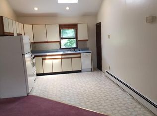 1423 Manatuck Blvd, Bay Shore, NY 11706