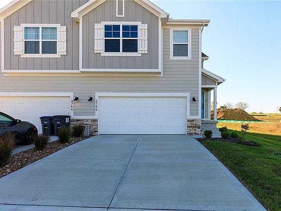 2nd image of 3744 SW Maryville Pl