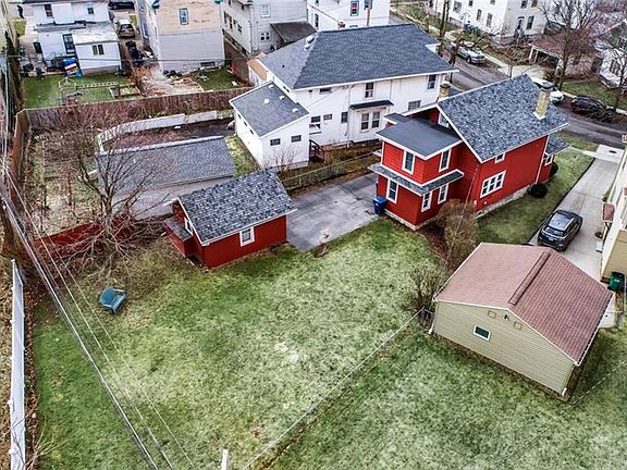 3rd image of 15 Montrose Ave