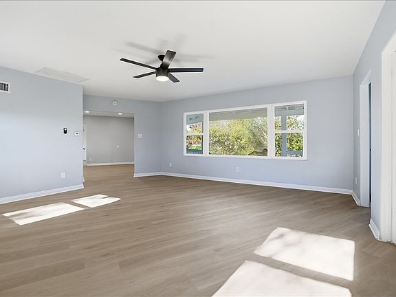 5th image of 3875 Grandview Pl