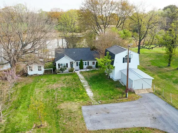 37526 River Springs Rd, Avenue, MD 20609