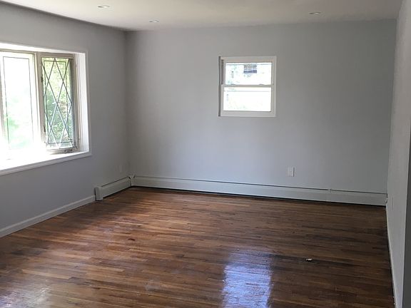 3rd image of 17003 115th Ave