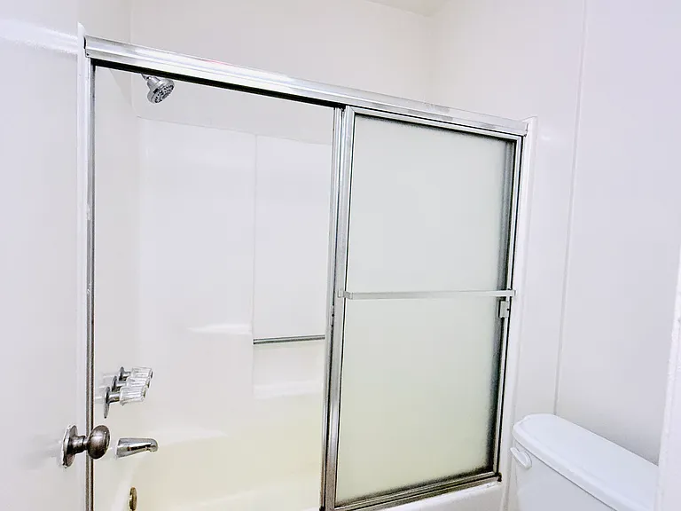 7423 N Lankershim Blvd #38 — Photo 13