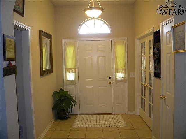2nd image of 6041 Natchez Trce