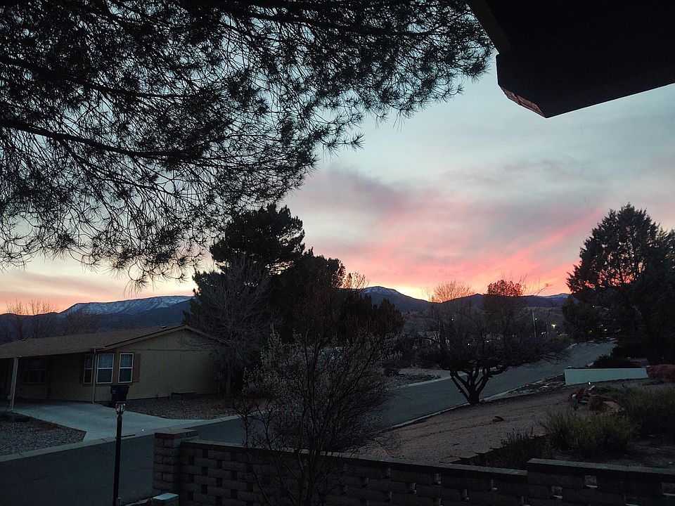 west side view, beautiful sunsets! off covered patio