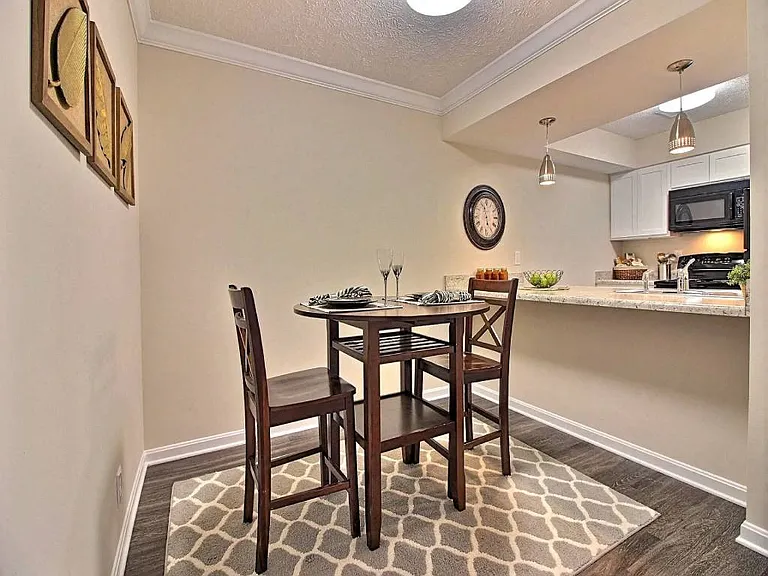 City Pointe — Photo 25