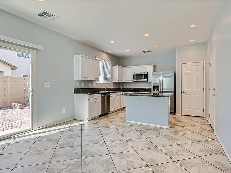 10643 Forum Peak Ln — Photo 3