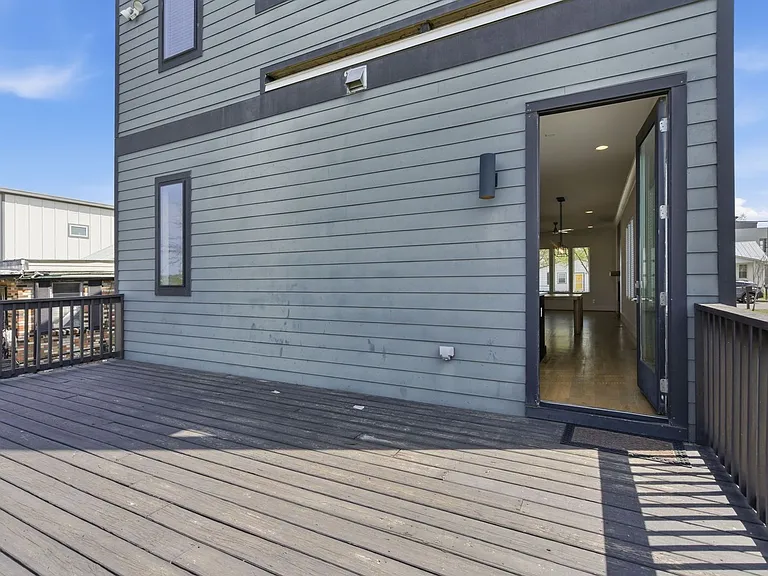 1202 Katie Ave — Photo 41