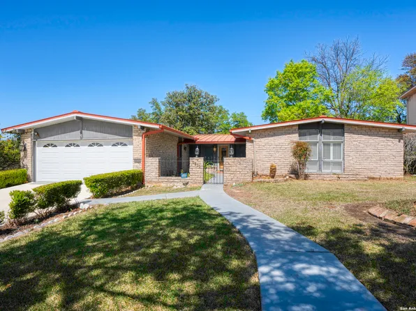 1311 wiltshire, Terrell Hills, TX 78209