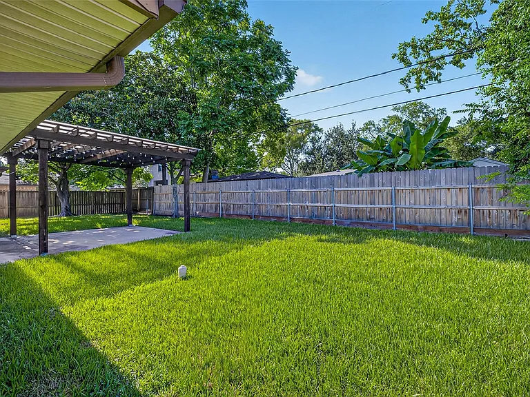 5310 Indigo St — Photo 48