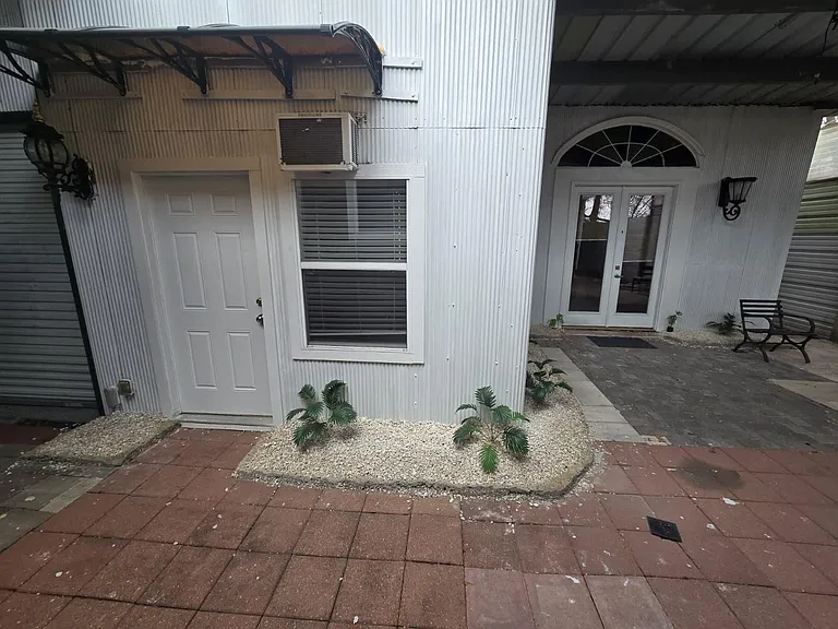 9954 Genard Rd — Photo 30