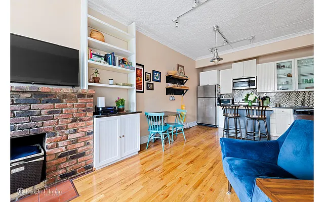 Sold by Douglas Elliman | media 9