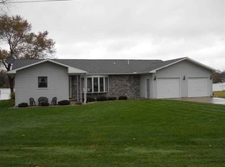 18174 Cherokee Trl, Culver, IN 46511