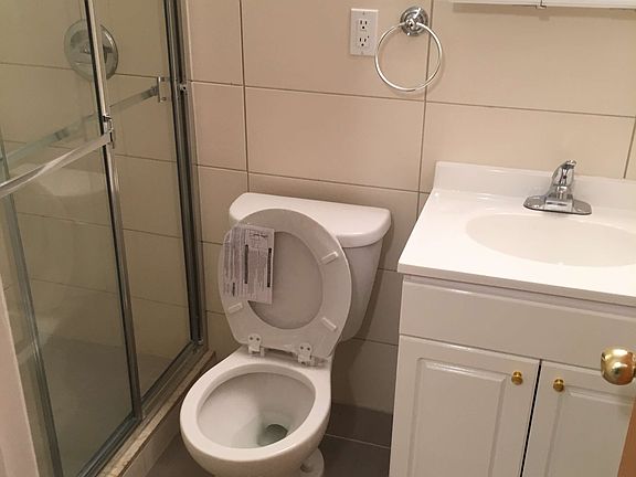 2nd image of 2708 23rd Ave APT 1