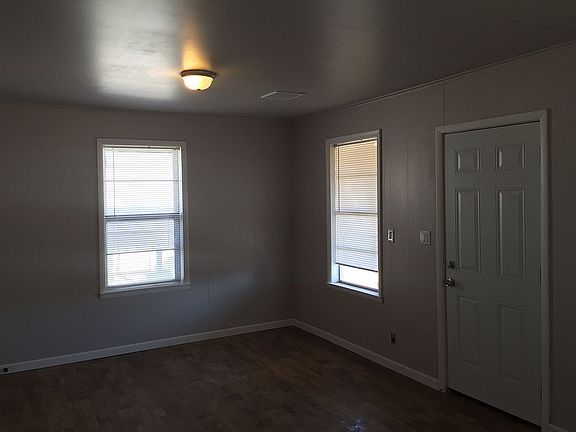 5th image of 7519 W 16th St