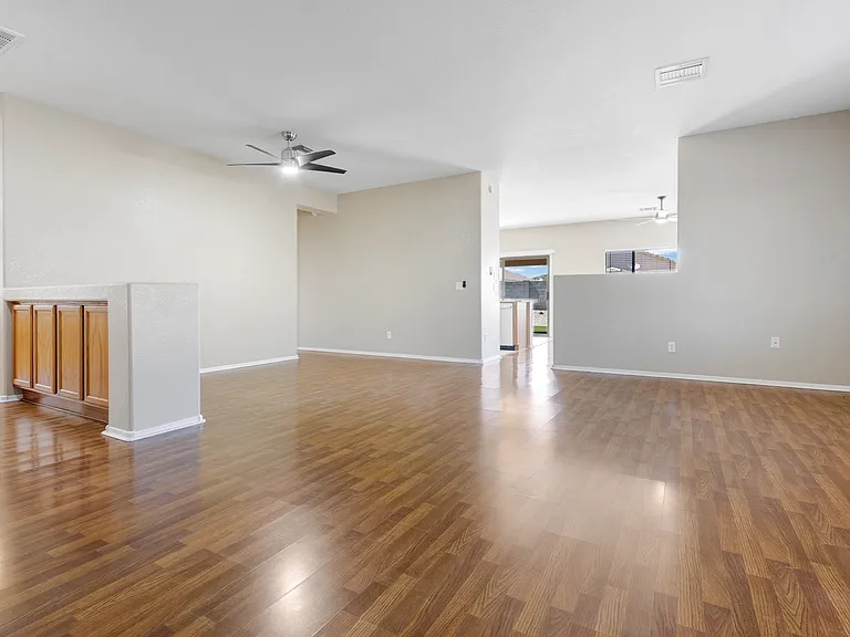 6602 W Honeysuckle Dr — Photo 7
