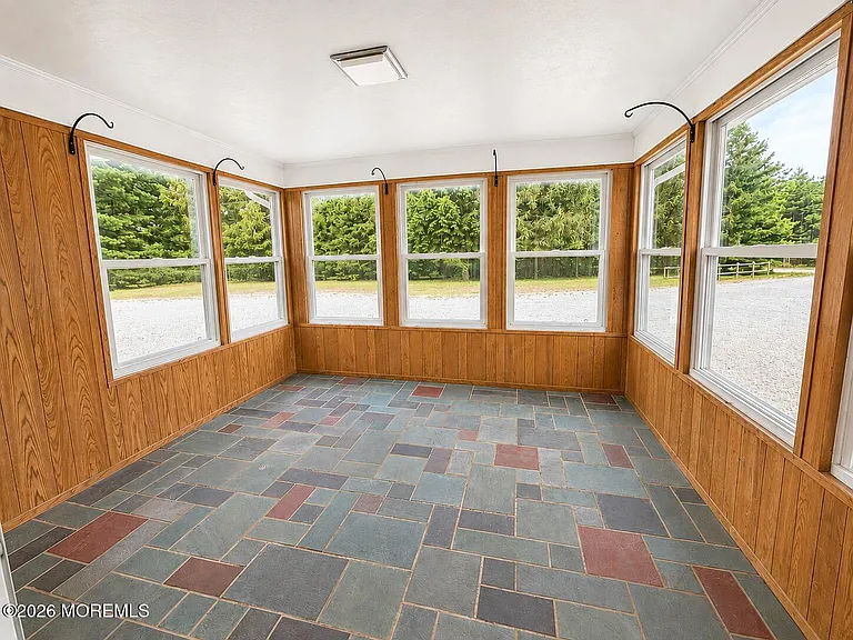 99 Old Halfway Rd — Photo 15