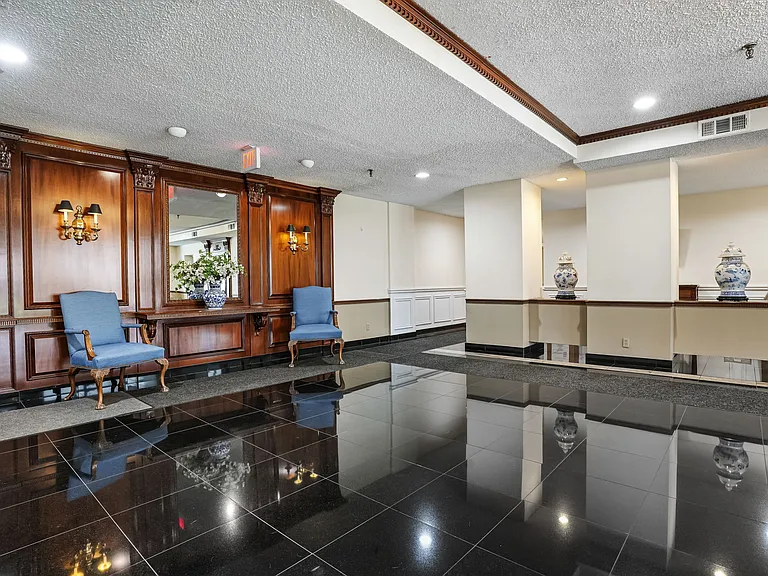143 Hoyt St #1K — Photo 32