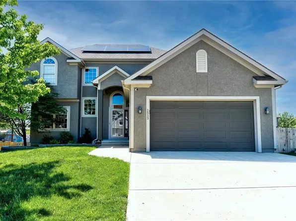 1513 NW Whispering Ct, Grain Valley, MO 64029