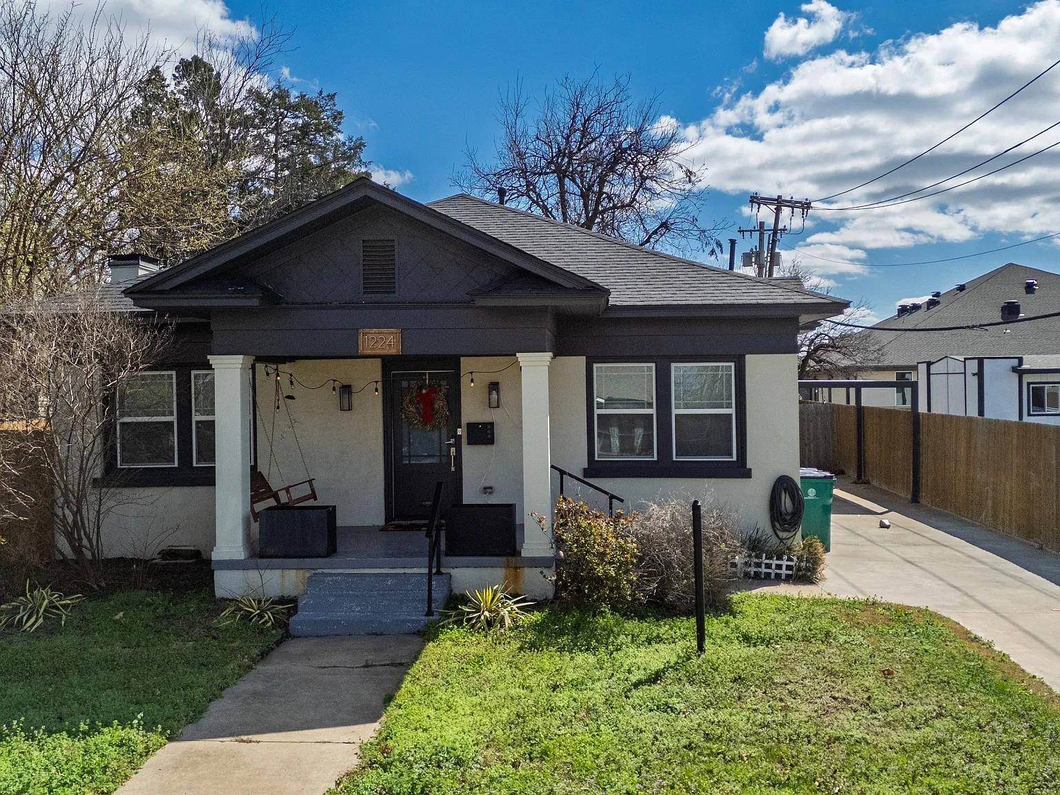 3 bed, 1648 sqft, $2,400 — Photo 2
