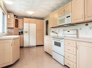 187 Salem St, Woburn, MA 01801