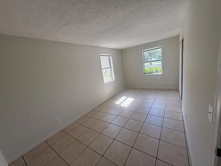 3375 Avenue J — Photo 11
