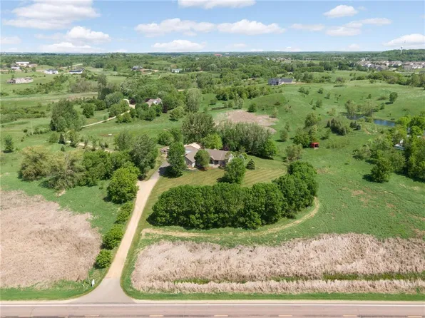 9310 E 280th St, Webster, MN 55088