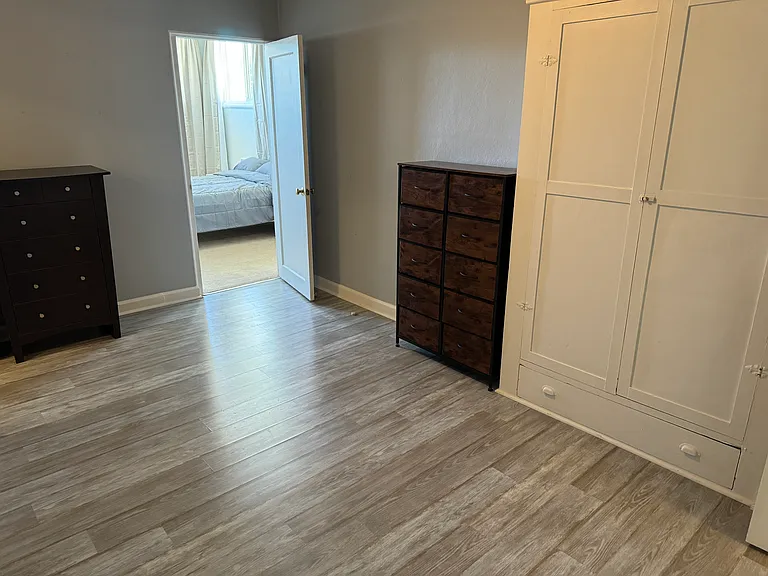 4 S 10th Ave #4 — Photo 17