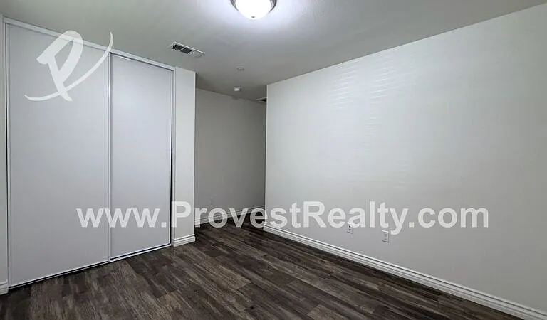 15946 Silvertip Way — Photo 22