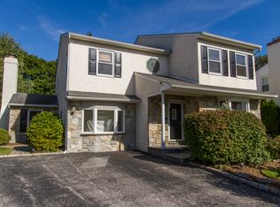 8 Amanda Dr, Broomall, PA 19008