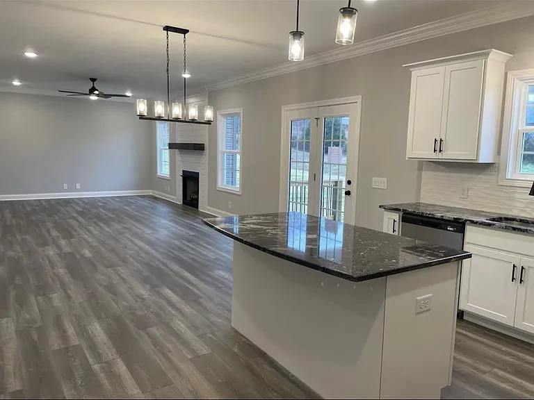 3084 Timberdale Dr — Photo 9