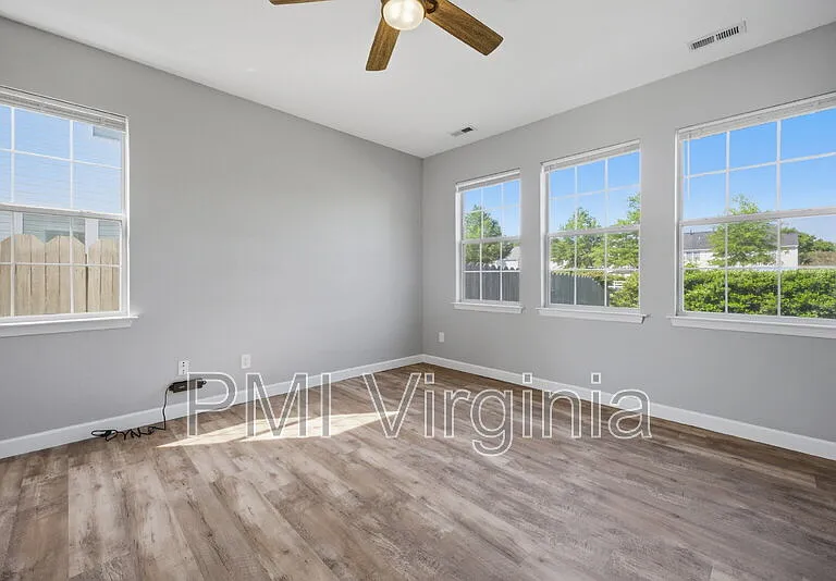 3016 Beaden Dr — Photo 16