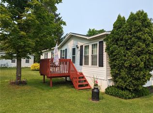 43 Rome Ln, Ontario, NY 14519