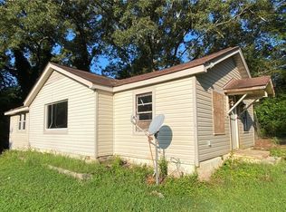 13 E Center Rd SE, Rome, GA 30161