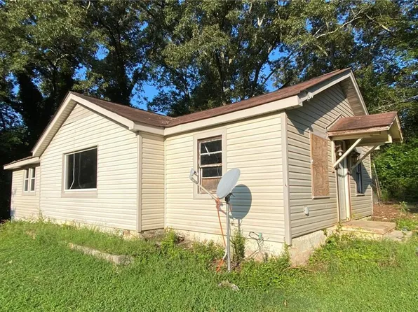 13 E Center Rd SE, Rome, GA 30161