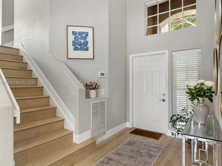 1179 Laguna Springs Dr — Photo 12