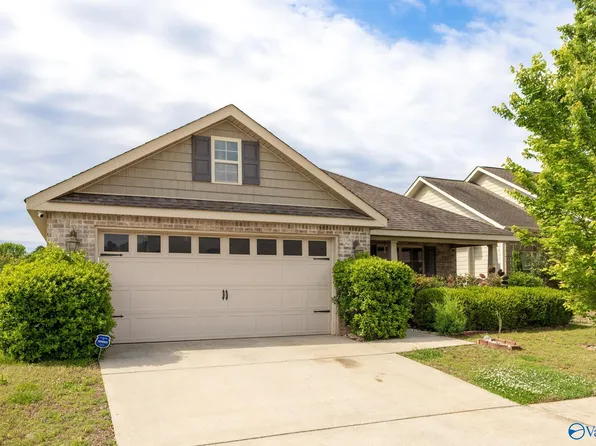 7018 Camrose Ln NW, Huntsville, AL 35806