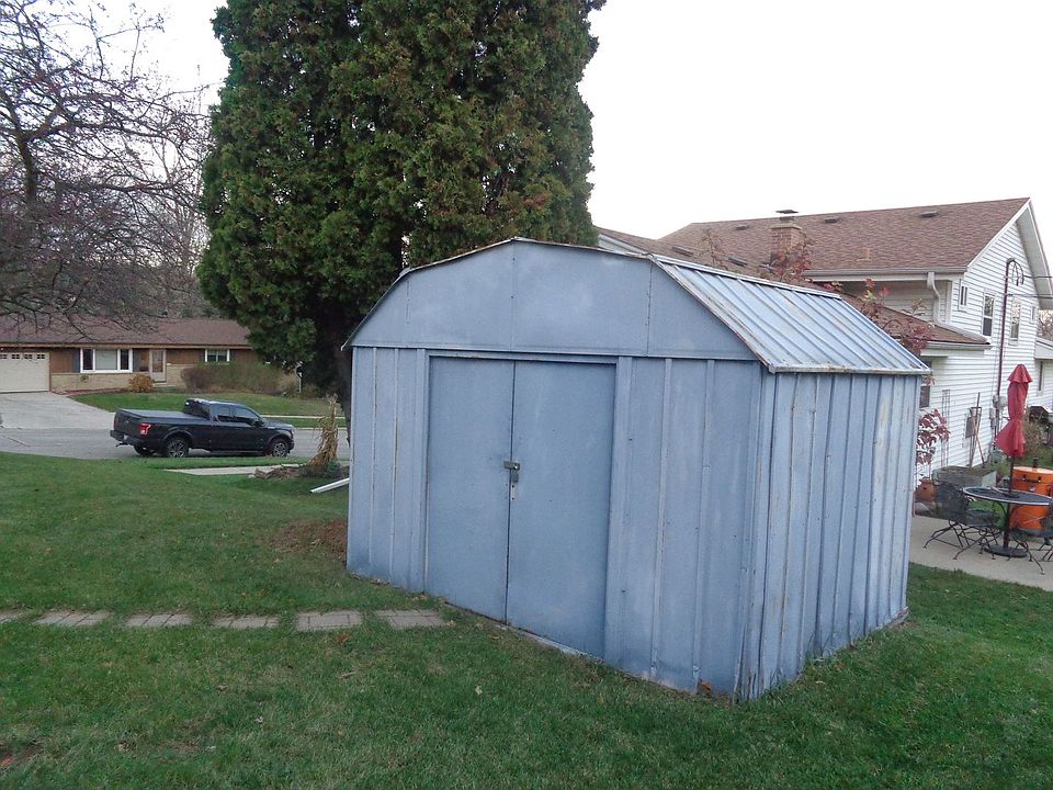 Building Photo 3