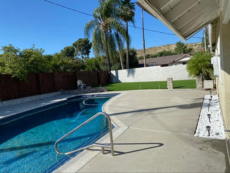 653 Firepit Dr — Photo 1