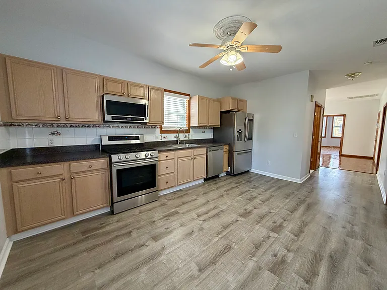 226 Devon St #2 — Photo 5