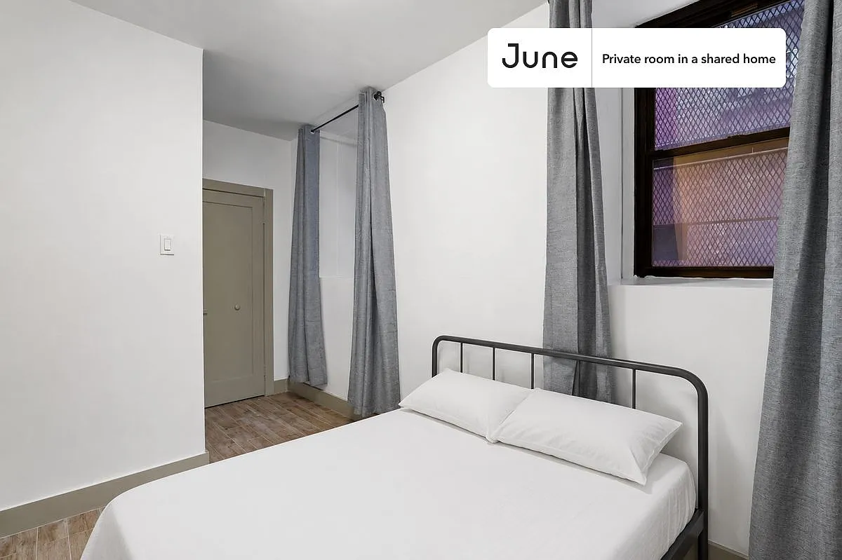 Full bedroom in 3 bed/2 bath home in Morningside Heights #890 B — Photo 1