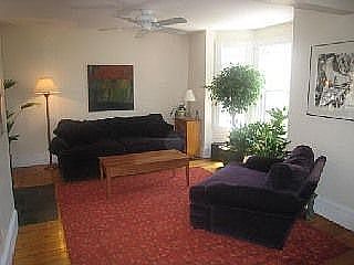 1st flr living rm