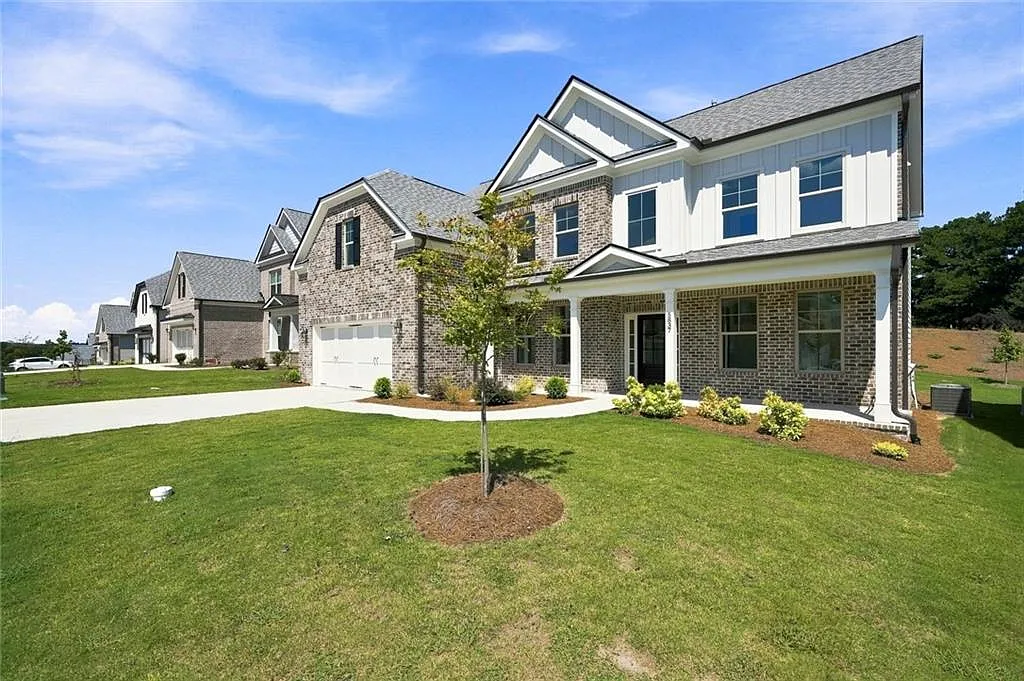 5 bed, 4.0 bath, 3500 sqft, $4,750 — Photo 3