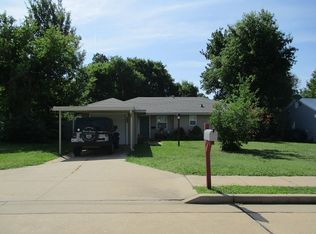 1721 Little Ln, Ponca City, OK 74601