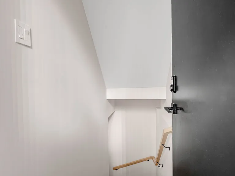 132 B Carillon St #B — Photo 2